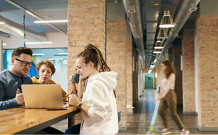 Web design trends that will elevate your brand presence in new year.